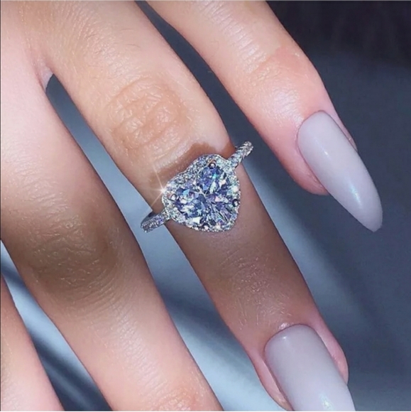 New Gorgeous Heart Engagement Ring - Picture 5 of 5